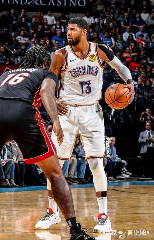 今天是北京时间2025年12月13日星期六,欢迎收看早报！（北京时间2025年12月13日（周六），早报为您播报！）