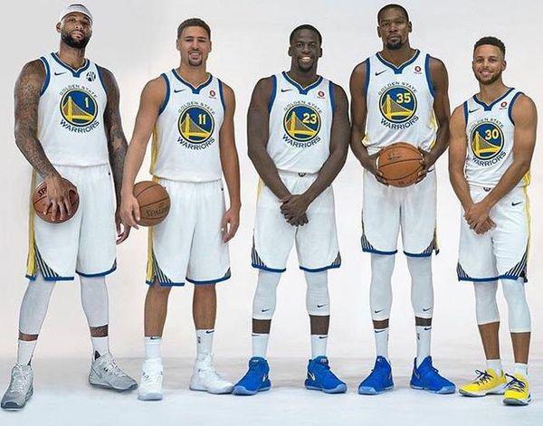 米兰德比：劳塔罗、小图拉姆首发，莱奥、莫德里奇、拉比奥出战（米兰德比首发：劳塔罗携小图拉姆出击，莱奥、莫德里奇、拉比奥登场）