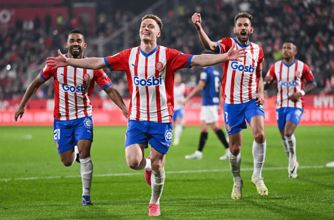 阿德里亚诺：感谢球迷还称我为皇帝；伊布是我合作过最强队友（阿德里亚诺：感谢球迷仍称我皇帝，伊布是我合作过最强的队友）