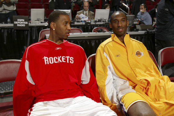 泰山纪念建队32周年，队史5次夺顶级联赛冠军，8次足协杯冠军（泰山队庆祝成立32周年：队史5夺顶级联赛桂冠、8捧足协杯）